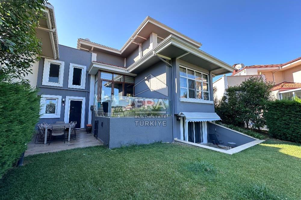 Zekeriyaköy Mahallesi Satılık Ev Arayanlar için İdeal Seçenekler: Prestijli Yaşamın Kapısı